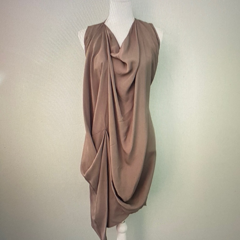 Edgy Euro Elegance!